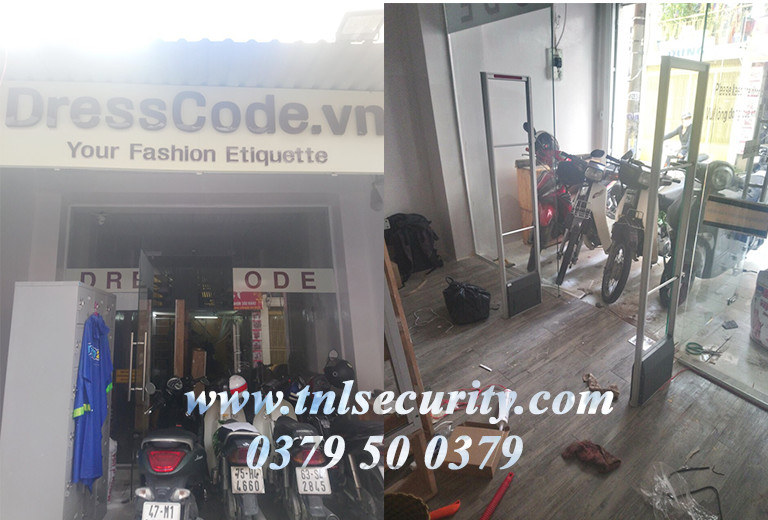 lap-dat-cong-tu-chong-trom-cho-shop-thoi-trang-dresscode